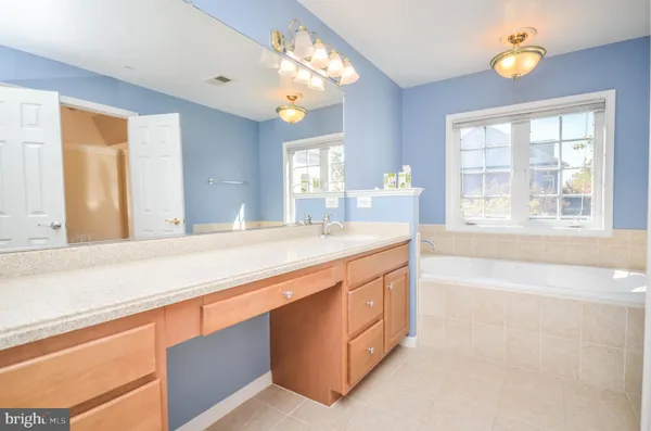 $4,350 | 1150 Gaither Road, Rockville, MD 20850