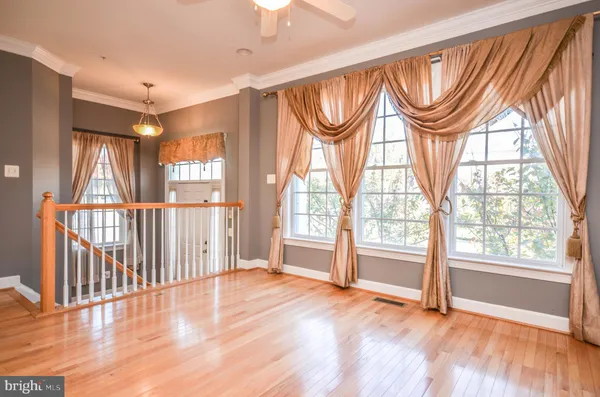 $4,350 | 1150 Gaither Road, Rockville, MD 20850