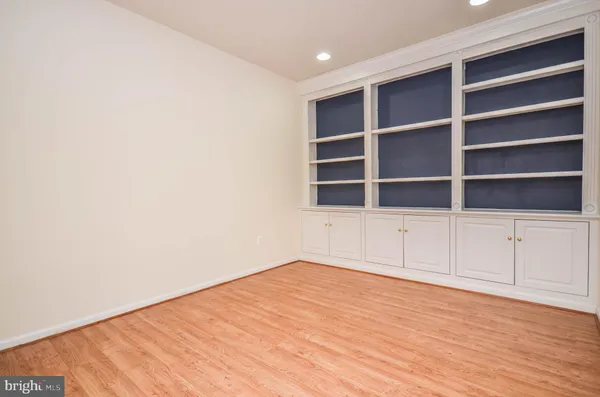 $4,350 | 1150 Gaither Road, Rockville, MD 20850