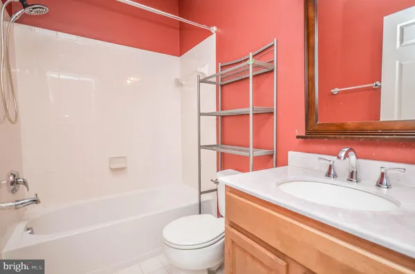 $4,350 | 1150 Gaither Road, Rockville, MD 20850