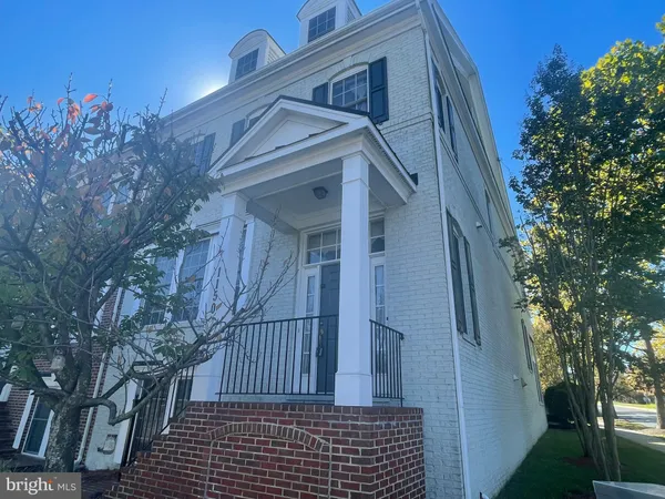 $4,350 | 1150 Gaither Road, Rockville, MD 20850