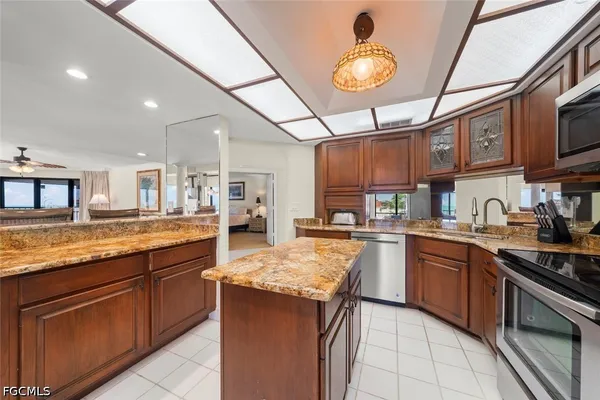 $1,995,000 | 2445 West Gulf Drive, Unit 44A, Sanibel, FL 33957
