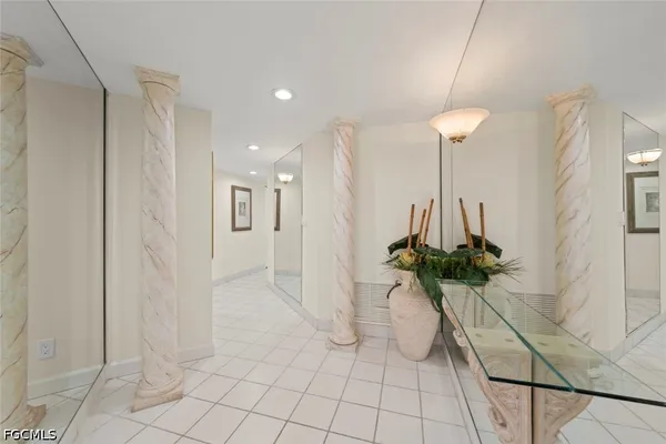 $1,995,000 | 2445 West Gulf Drive, Unit 44A, Sanibel, FL 33957
