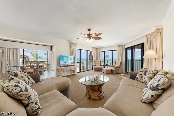$1,995,000 | 2445 West Gulf Drive, Unit 44A, Sanibel, FL 33957