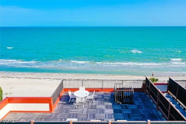 $1,995,000 | 2445 West Gulf Drive, Unit 44A, Sanibel, FL 33957