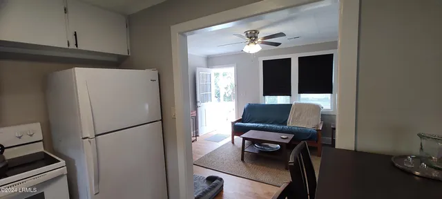 $1,700 | 607 Waight Street, Beaufort, SC 29902