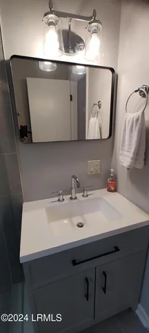 $1,700 | 607 Waight Street, Beaufort, SC 29902