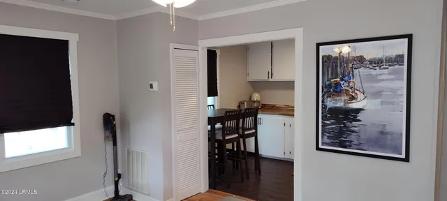 $1,700 | 607 Waight Street, Beaufort, SC 29902