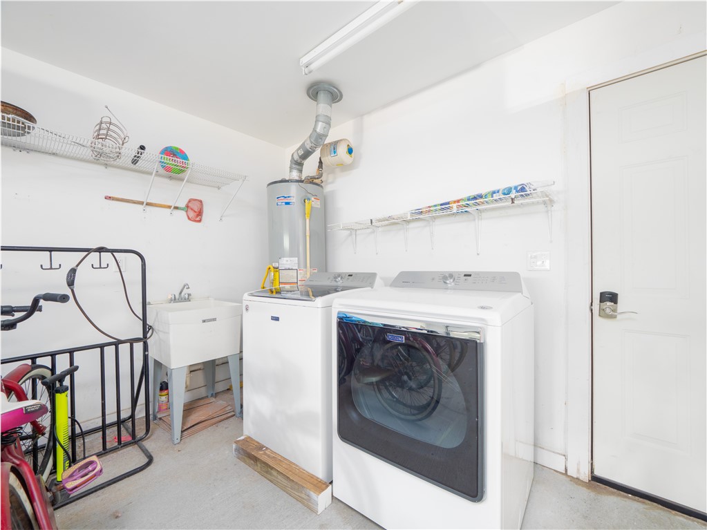 900 Mallery Street St. Simons Island, GA 31522 - Photo 29 of 38 laundry area in garage