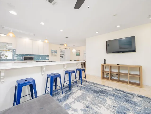 $1,050,000 | 900 Mallery Street, St. Simons Island, GA 31522