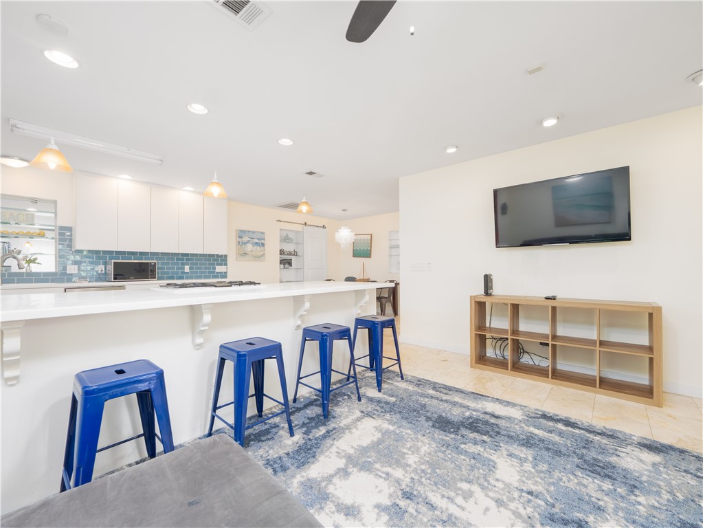 900 Mallery Street St. Simons Island, GA 31522 - Photo 7 of 38