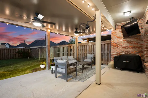 $359,000 | 3144 Cresthaven Avenue, Baton Rouge, LA 70810