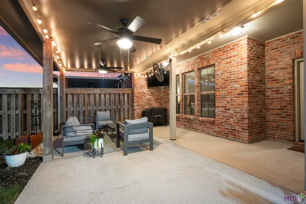 $359,000 | 3144 Cresthaven Avenue, Baton Rouge, LA 70810