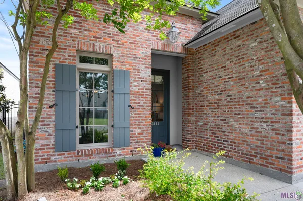 $359,000 | 3144 Cresthaven Avenue, Baton Rouge, LA 70810
