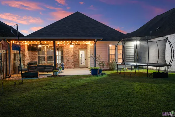 $359,000 | 3144 Cresthaven Avenue, Baton Rouge, LA 70810