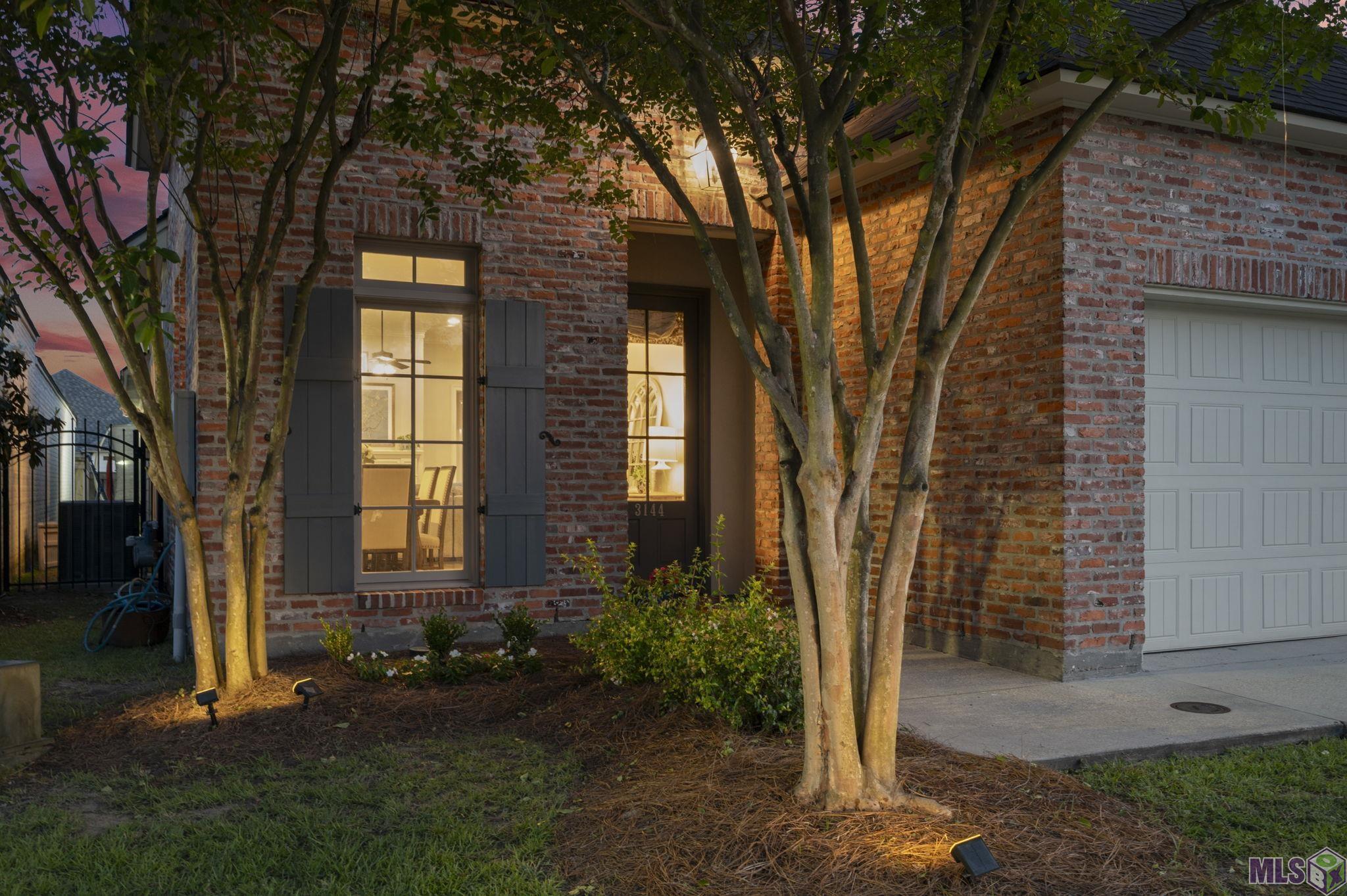 3144 Cresthaven Avenue Baton Rouge, LA 70810 - Photo 4 of 34