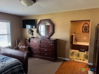 $279,900 | 1011 East Main Street, Cuero, TX 77954