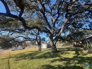 $293,500 | 1011 East Main Street, Cuero, TX 77954