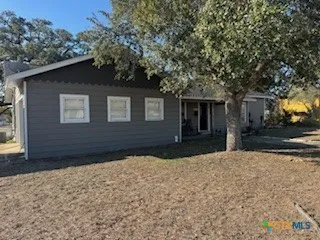 $279,900 | 1011 East Main Street, Cuero, TX 77954