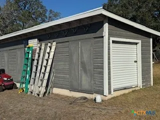 $279,900 | 1011 East Main Street, Cuero, TX 77954