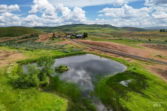 $999,999 | 1829 Hidden Canyon Road, Council, ID 83612