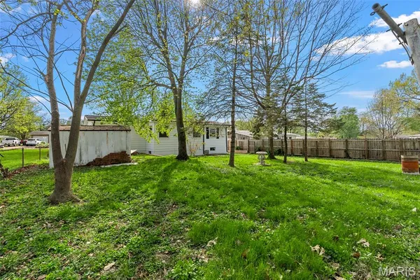 $250,000 | 127 Yankee Drive, St. Charles, MO 63303