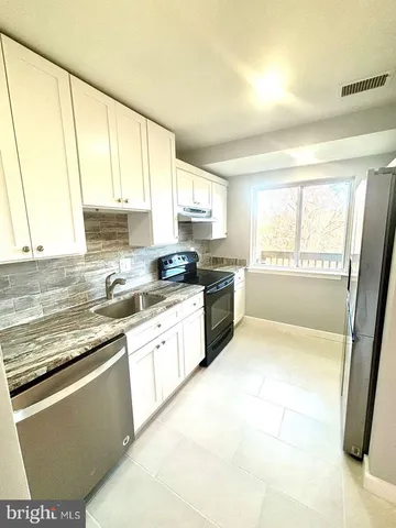 $2,650 | 19397 Keymar Way, Montgomery Village, MD 20886