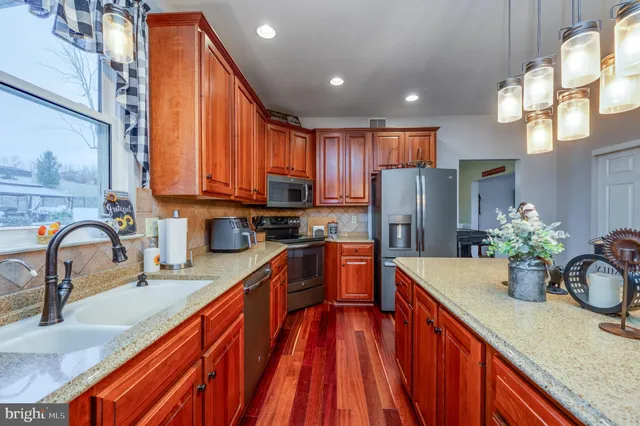 $599,900 | 45 Lindsay Court, Mohnton, PA 19540