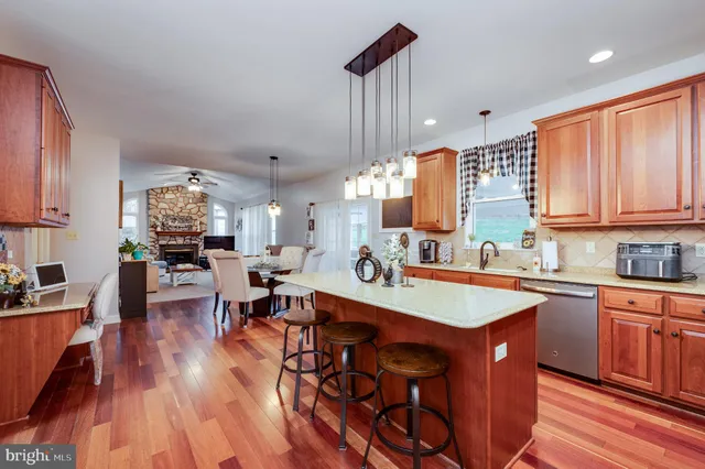 $599,900 | 45 Lindsay Court, Mohnton, PA 19540