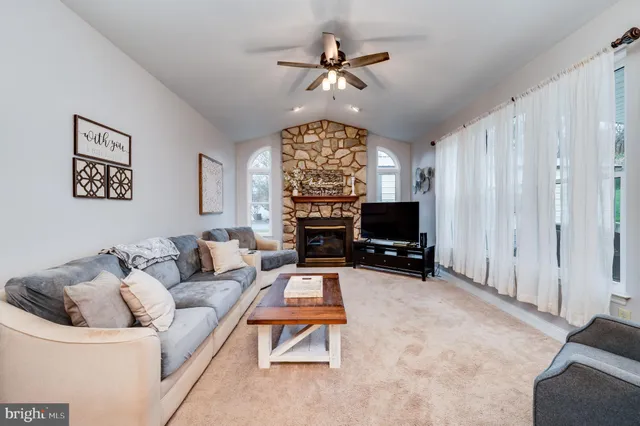 $599,900 | 45 Lindsay Court, Mohnton, PA 19540