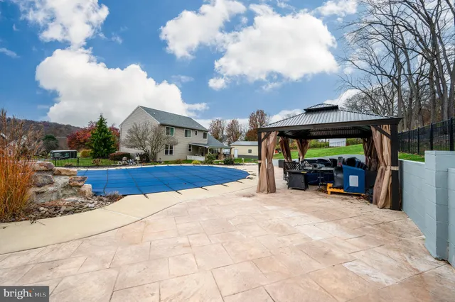 $599,900 | 45 Lindsay Court, Mohnton, PA 19540