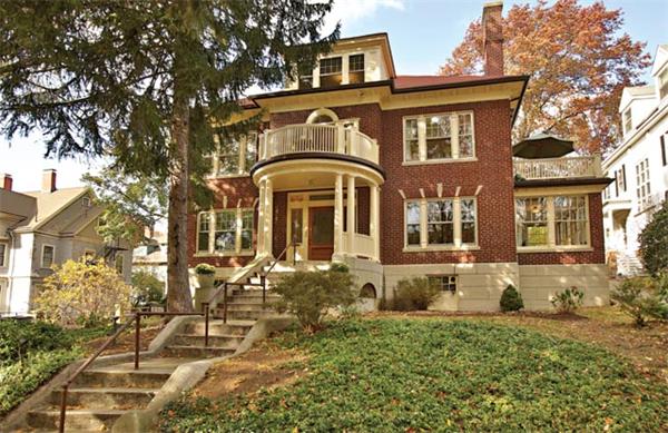 157 Salisbury Road Brookline, MA 02445 - Photo 1 of 9 Gallery Image 1