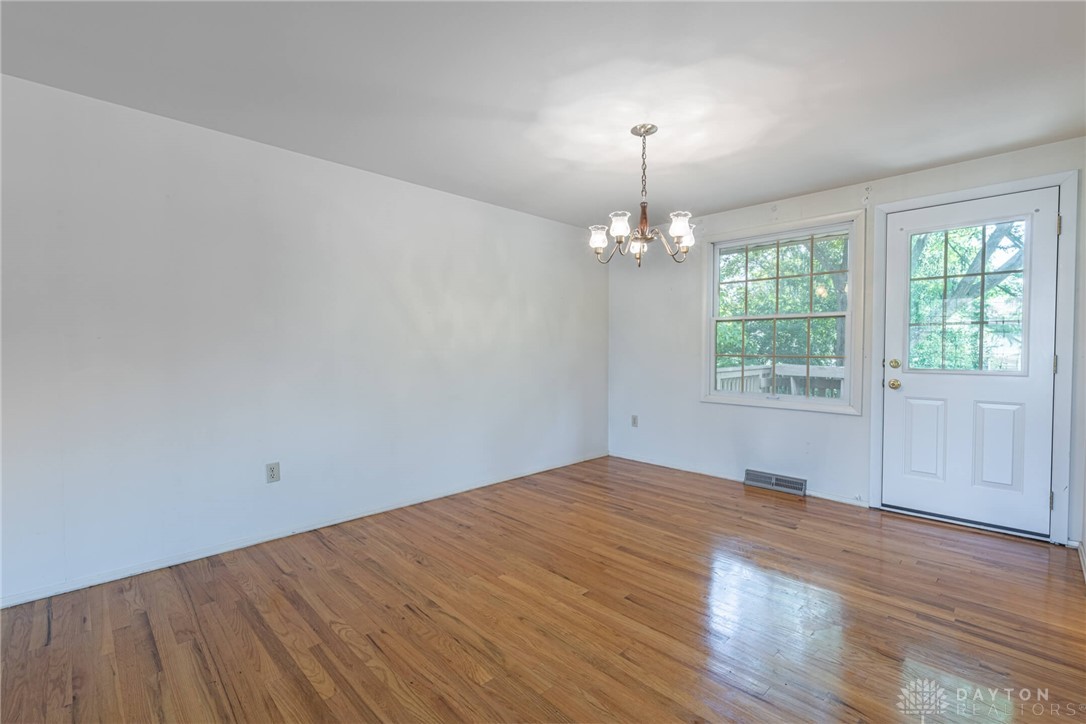4112 Silver Oak Street Riverside, OH 45424 - Photo 7 of 34 Gallery Image 7