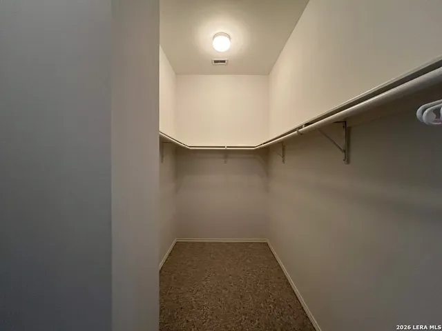 $2,350 | 8719 Sarasota Woods, San Antonio, TX 78250