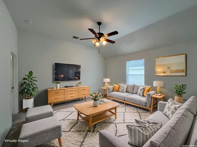 $2,350 | 8719 Sarasota Woods, San Antonio, TX 78250