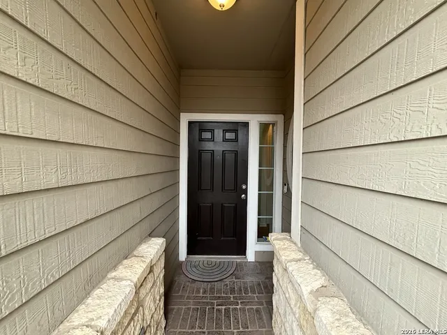 $2,350 | 8719 Sarasota Woods, San Antonio, TX 78250