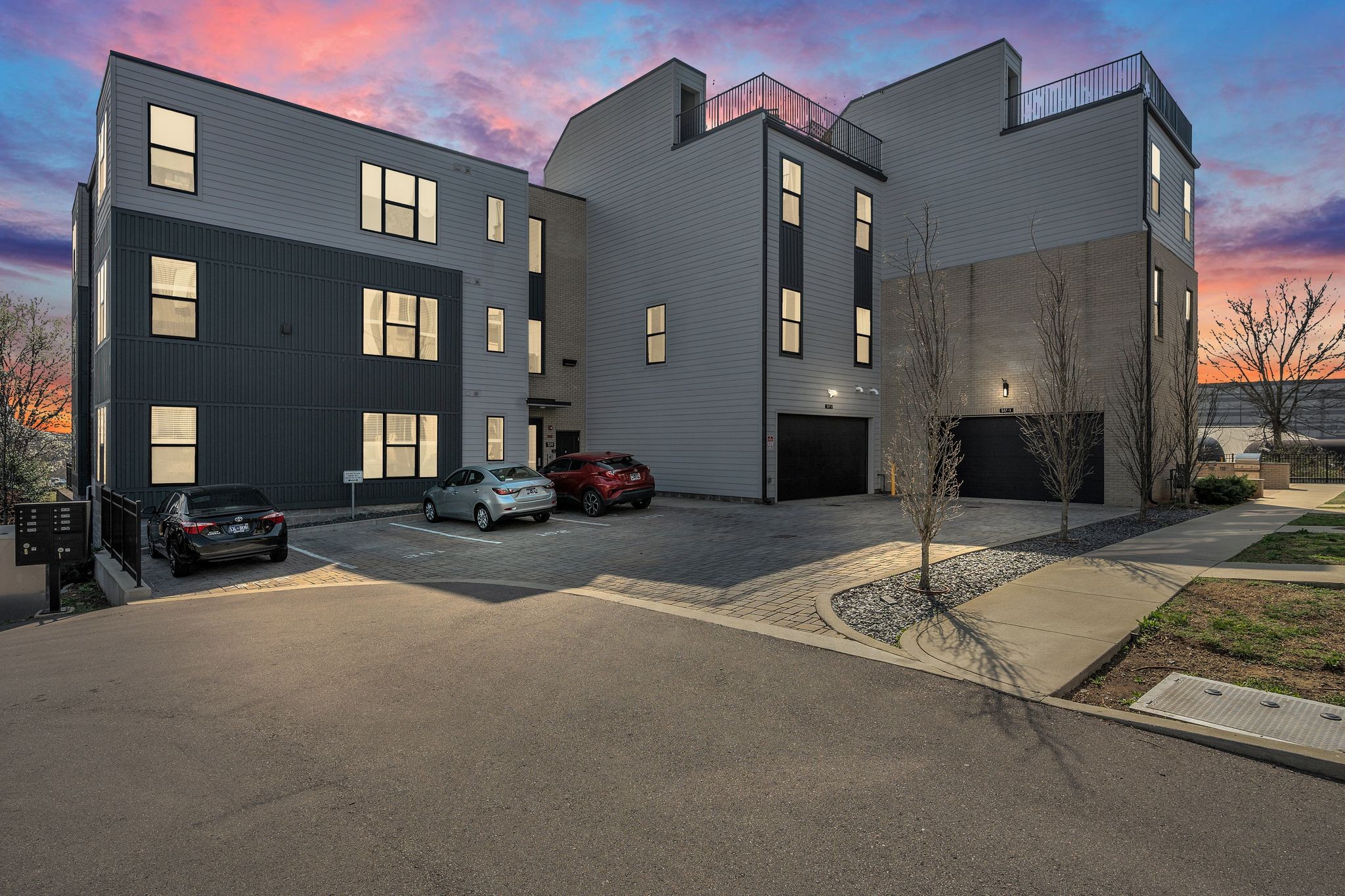 519 27th Avenue North, Unit 101 Nashville, TN 37209 - Photo 1 of 18