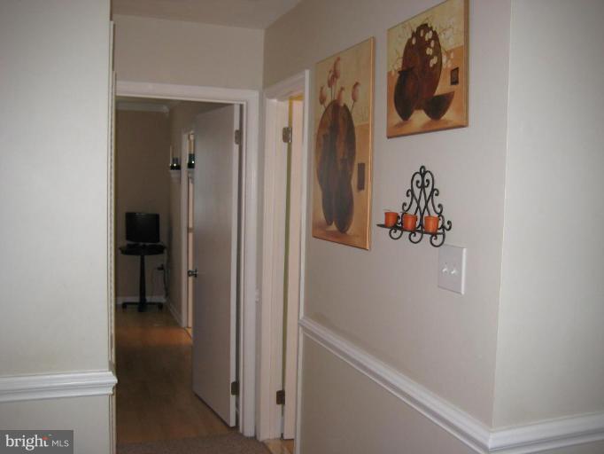 1739 Ridgely Road Edgewater, MD 21037 - Photo 24 of 29 Hallway