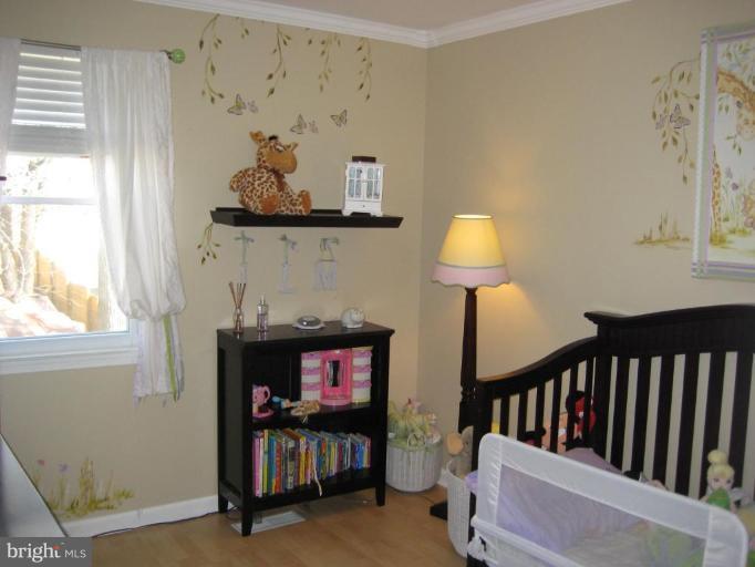 1739 Ridgely Road Edgewater, MD 21037 - Photo 4 of 29 Bedroom #3