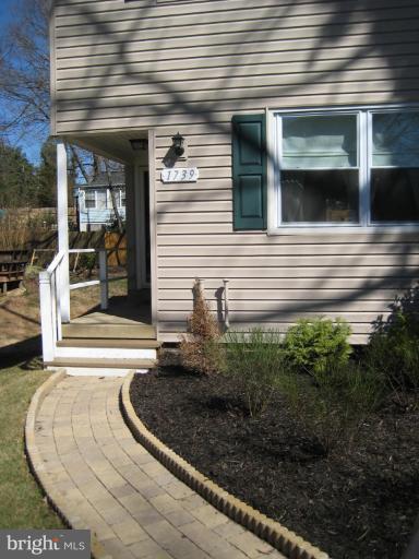1739 Ridgely Road Edgewater, MD 21037 - Photo 5 of 29 Exterior #3