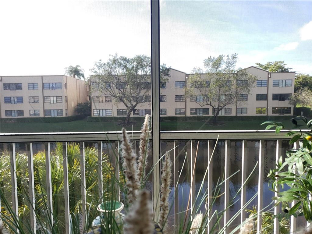 7142 South Devon Drive, Unit 210 Fort Lauderdale, FL 33321 - Photo 19 of 33 Photo 19