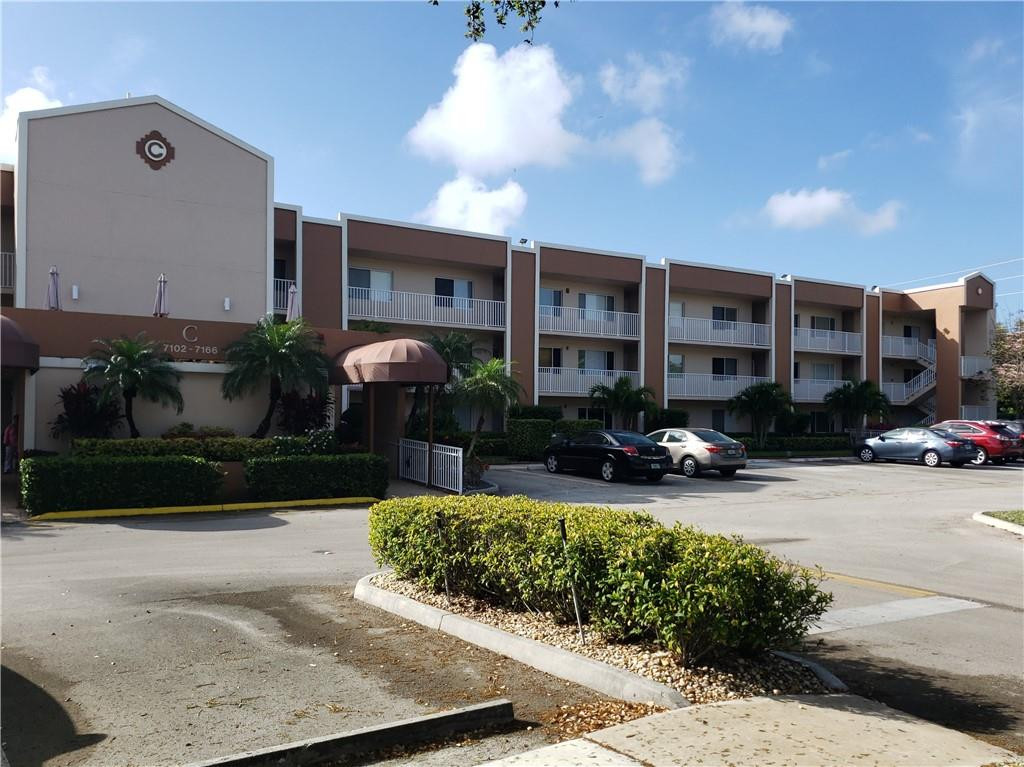 7142 South Devon Drive, Unit 210 Fort Lauderdale, FL 33321 - Photo 25 of 33 Photo 25