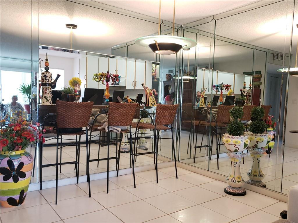 7142 South Devon Drive, Unit 210 Fort Lauderdale, FL 33321 - Photo 5 of 33 Photo 5