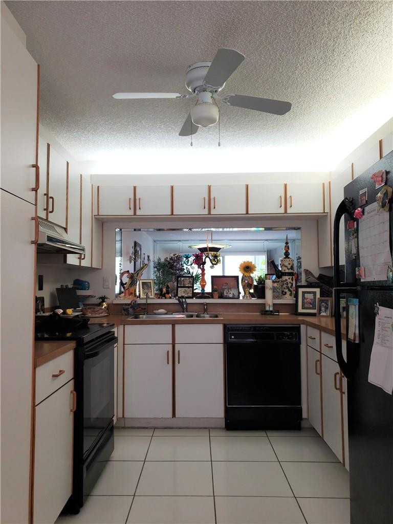 7142 South Devon Drive, Unit 210 Fort Lauderdale, FL 33321 - Photo 6 of 33 Photo 6
