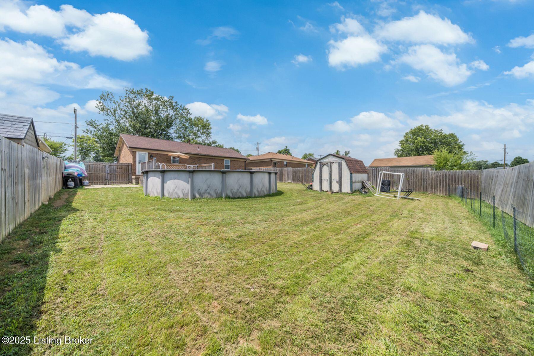 12311 Ridgemont Road Louisville, KY 40229 - Photo 27 of 36 photo_online_026