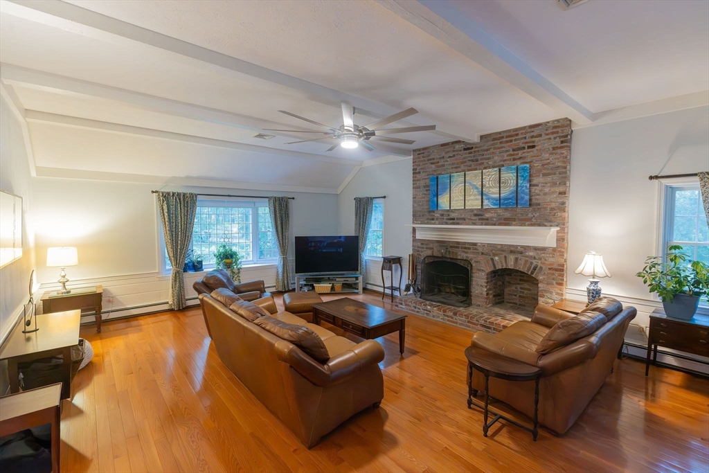7 Tinkers Ledge Road Duxbury, MA 02332 - Photo 6 of 38