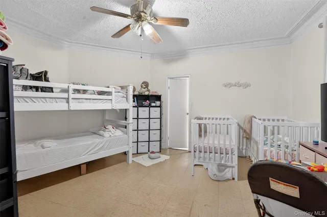 $699,000 | 57-59 Waring Place, Yonkers, NY 10703