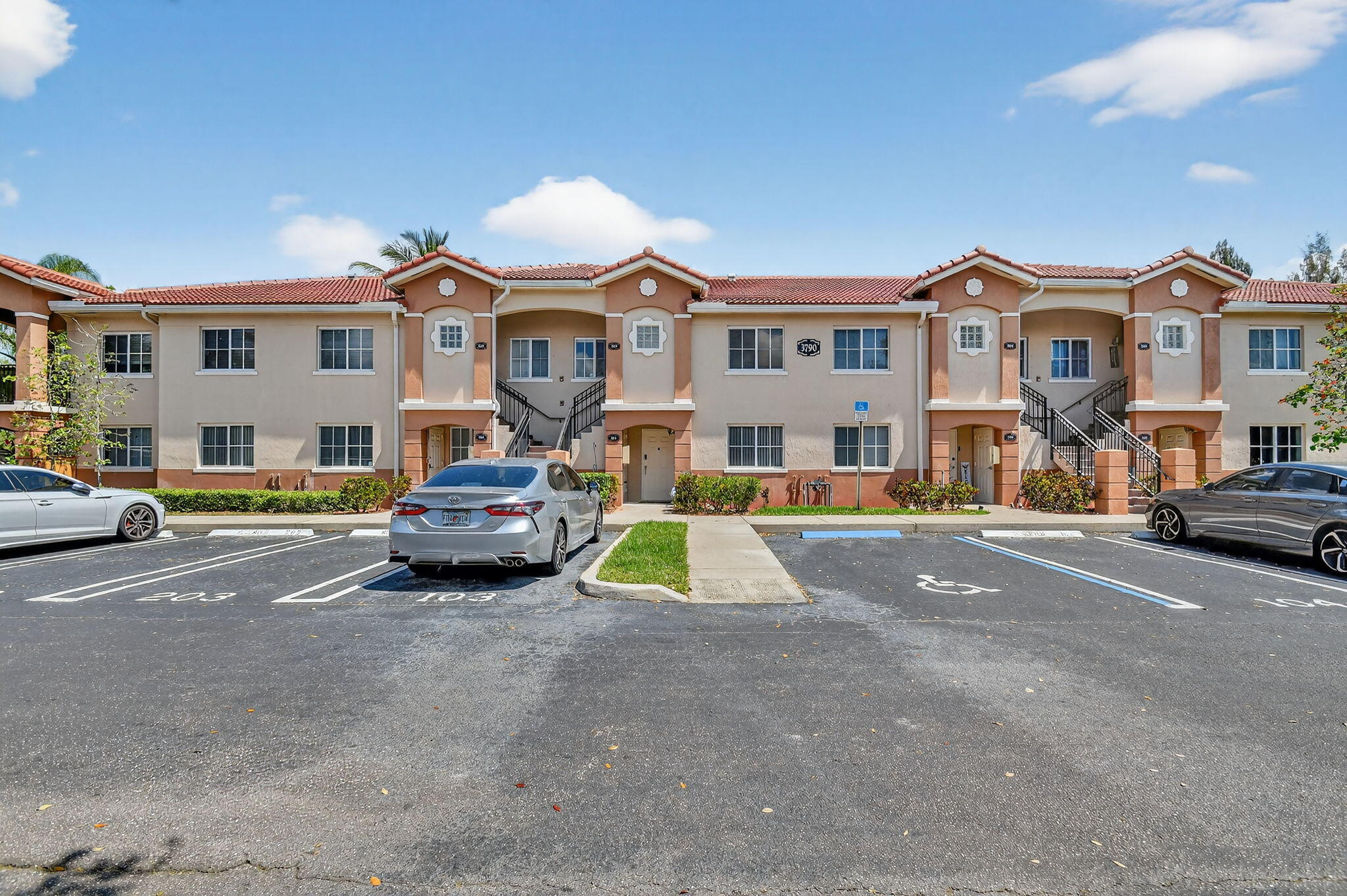 1-web-or-mls-DSC_3690