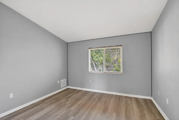 $1,900 | 3790 North Jog Road, Unit 203, West Palm Beach, FL 33411