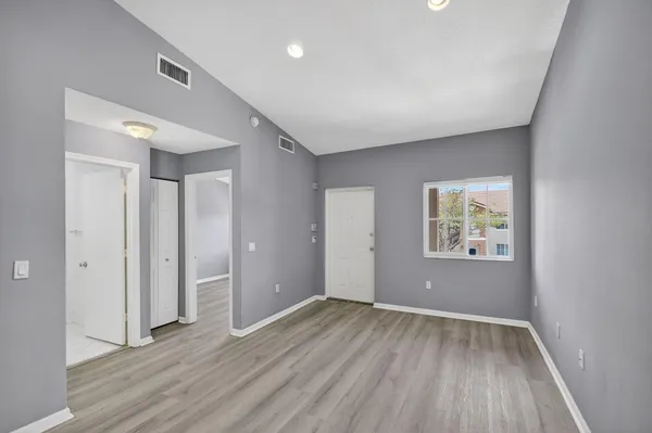 $1,900 | 3790 North Jog Road, Unit 203, West Palm Beach, FL 33411